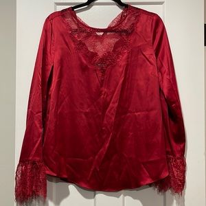 Miss Me Blouse. Size Medium